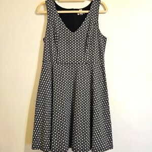 LOFT Black and White V-Neck Midi Sleeveless Dress